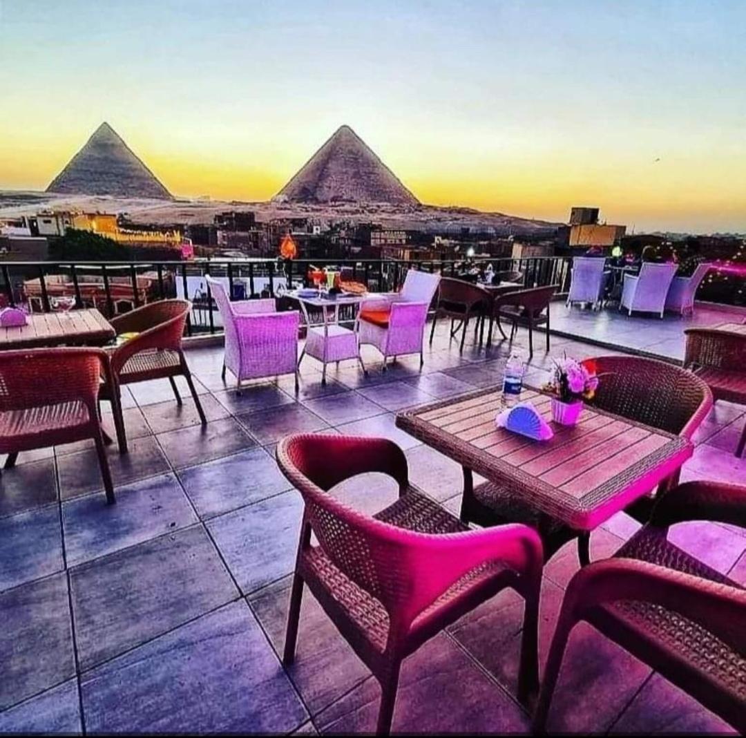 Kafret el-Gabal Golden Pyramids Inn מראה חיצוני תמונה